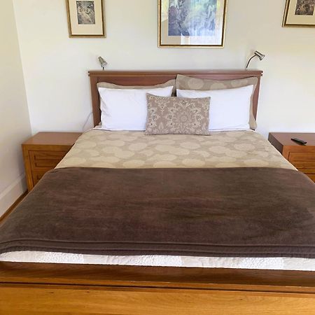 Belton Apartments-Hedge Cottage 호바트 외부 사진