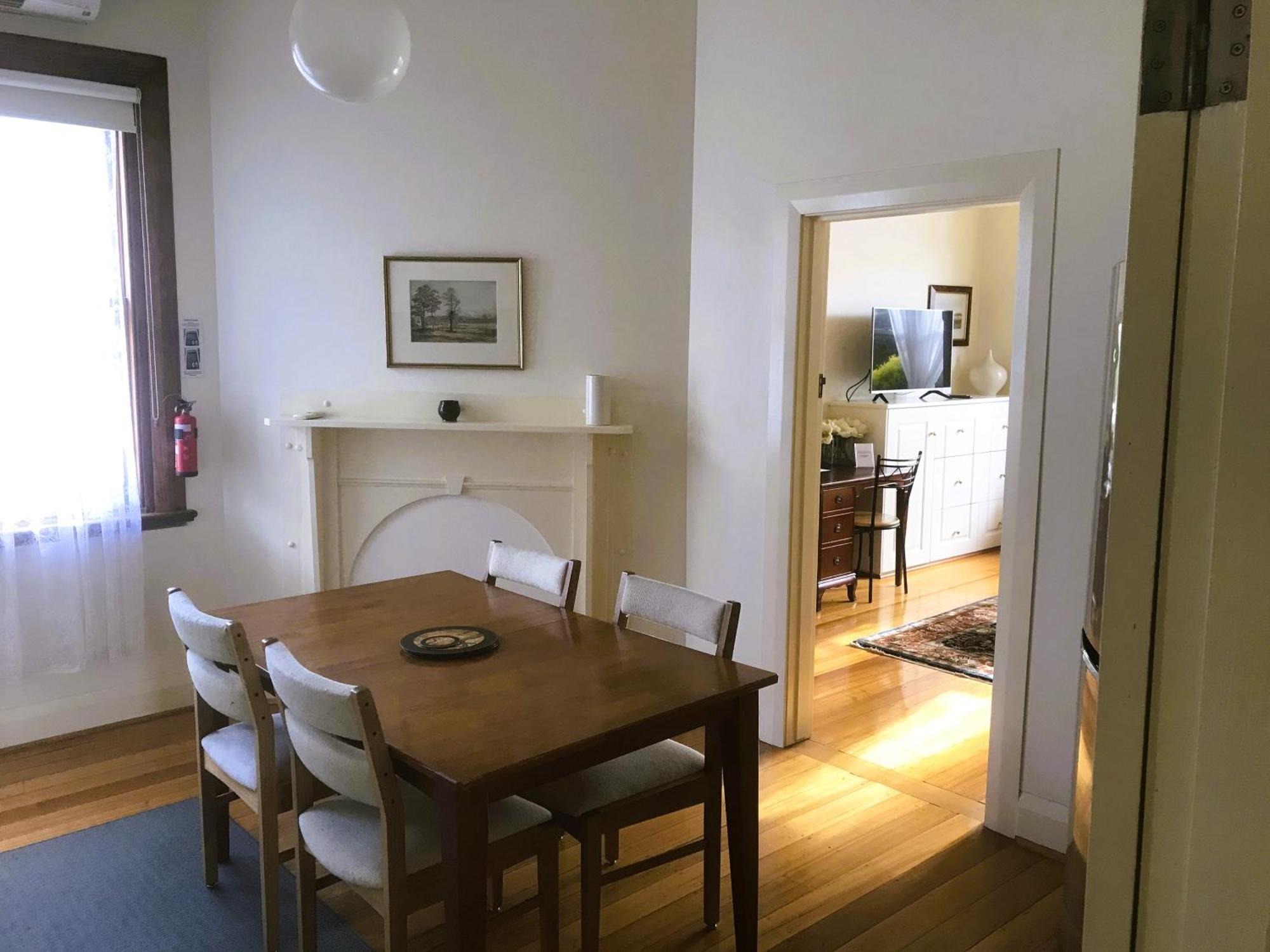 Belton Apartments-Hedge Cottage 호바트 외부 사진