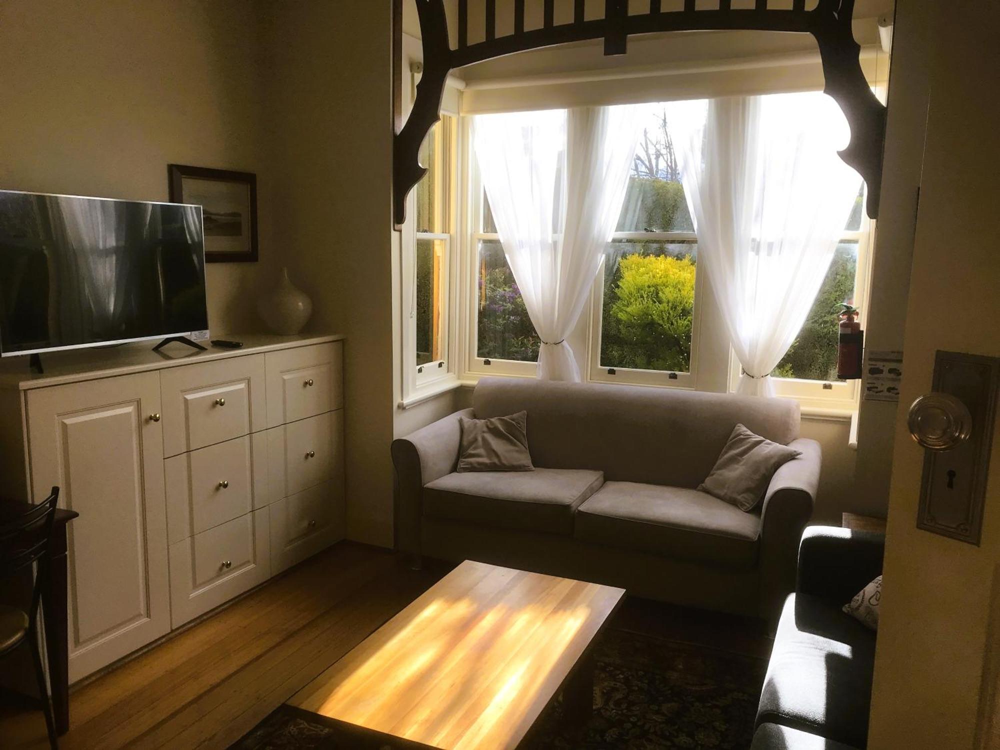 Belton Apartments-Hedge Cottage 호바트 외부 사진